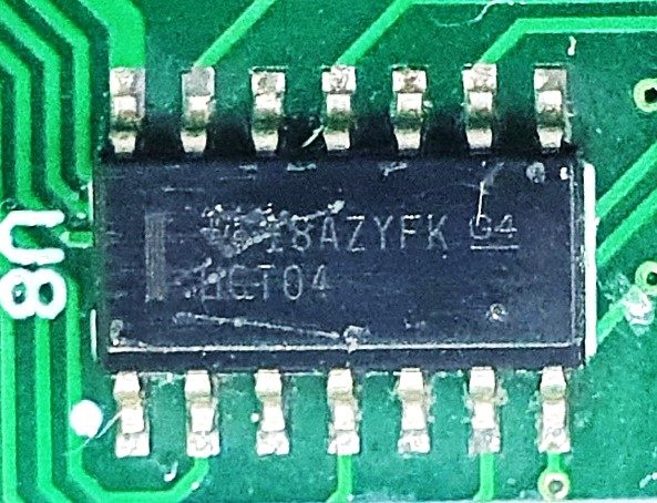Inverter, marked 18AZYFK G4 HCT04