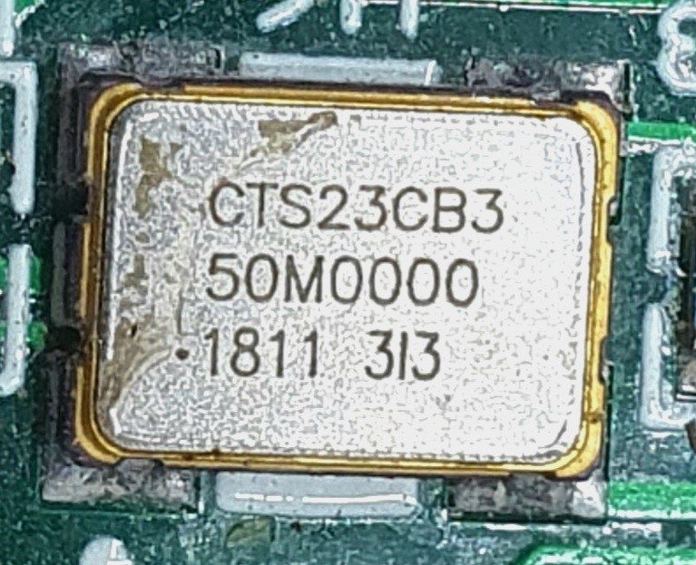 Clock oscillator, marked CTS23CB3 50M0000 1811 313