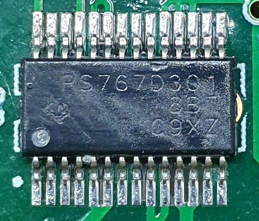 Voltage regulator, marked PS767D301 8BT C9XZ