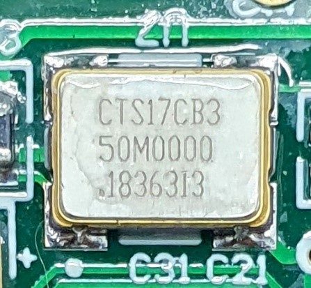Clock oscillator, marked CTS17CB3 50M0000 1836 313