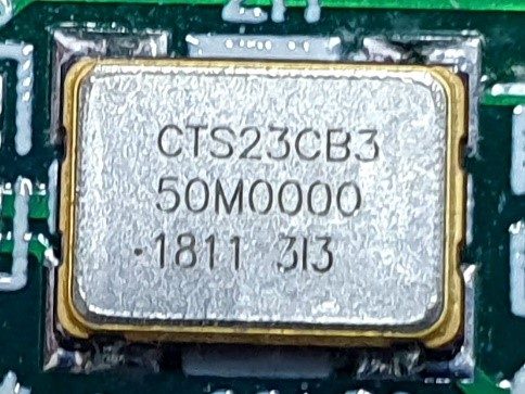 Clock oscillator, marked CTS23CB3 50M0000 1811 313