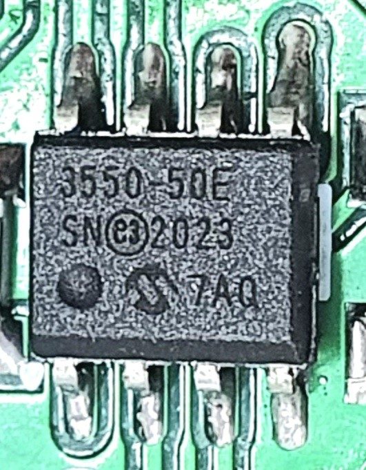 ADC, marked MCP3550-50E SN 2023