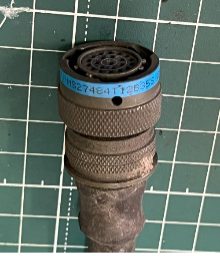 Round connector 22 pins — photo