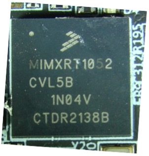 Microcontroller, marked MIMXRT1052 CVL5B 1N04V CTDR2138B