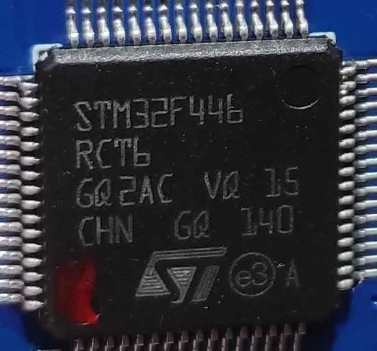 Microcontroller based on the ARM Cortex-M4 core, marked STM32F446RCT6 GQ2AC VQ 15 CHN GQ 140