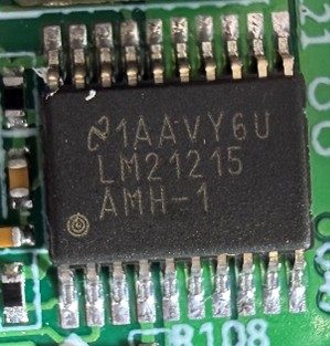 Synchronous buck regulator, marked 1AAVY6U LM2 12 15 AMH-1