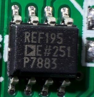 Reference voltage source, marked REF195 E#251 P7883