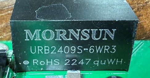 DC/DC converter, marked URB2409S-6WR3 RoHS 2247 quWH
