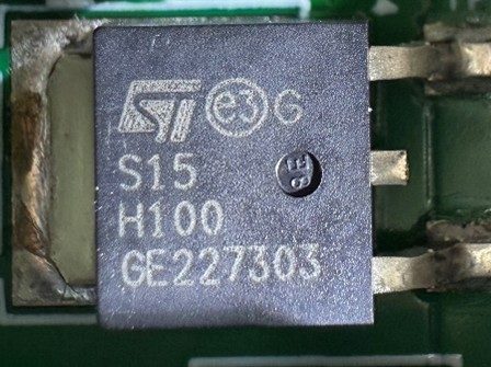 Linear Regulator, marked S15 H100 GE227303