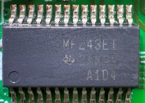 Microcircuit, marked MF243EI 2AK G4 A1D4