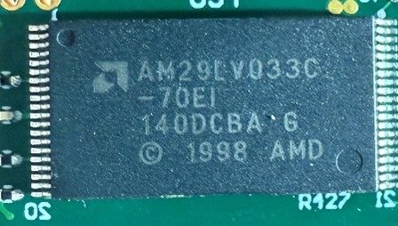 Memory chip, marked AM29LV033C -70E 140ODCBA 6 1998 AMD
