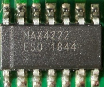 Rail-to-Rail Buffer, marked MAX4222 ESD 1844 +