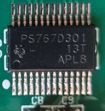 Voltage regulator with two outputs, marked PS767D301 13T APL8