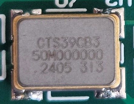 Clock oscillator 50MHz, marked CTS39CB3 50M000000 2405 3I3