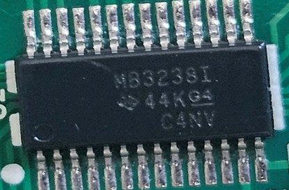 Multi-channel RS-232 line driver/receiver, marked MB3238I 44K G4 C4NV