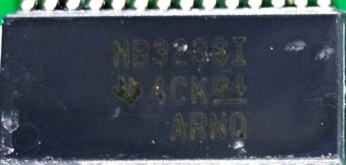 Line driver, marked MB3238I 4CK G4 ARNQ