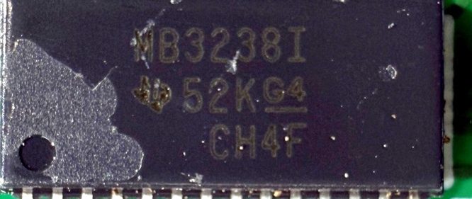 Line driver, marked MB3238I 52K G4 CH4F