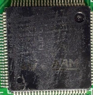 Microcontroller 32-bit, marked STM32H743VIT6