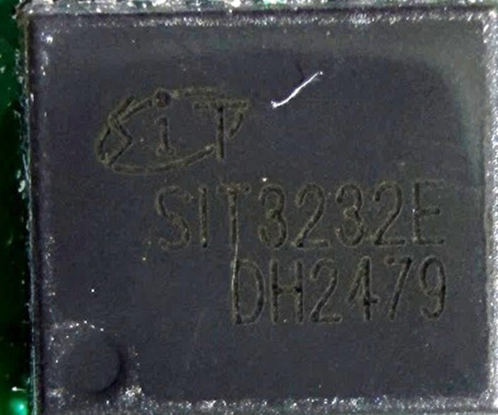Transceiver, marked SIT3232E DH2479