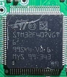 Microcontroller, marked STM32F407VGT 6 99SY4-VQ6 MYS 99 343