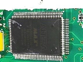 Microcircuit, marked MAX EPM7128SQI100-1