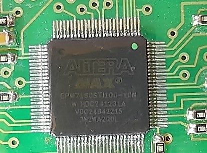 Microcircuit, marked MAX EPM7160SТI100-10N W HDC241281A VDC24842215 3N2WAQOL