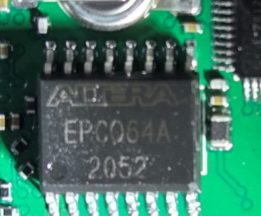 Serial configuration device, marked ALTERA EPCQ64A 2052