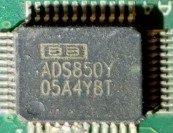 Analog-Digital Converter, marked ADS850Y05A4Y8T