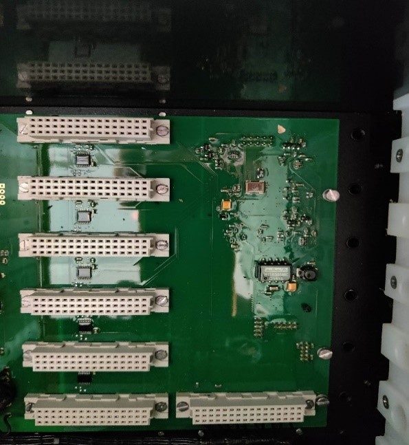 Isolated DC/DC converters with one output, marked NTE0305MC G1415