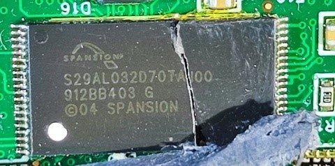 32-megabit flash memory device, marked S29AL032D70TАI00