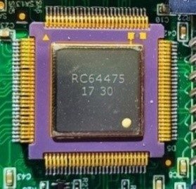 RISController Embedded 64-bit microprocessor built on RISCore 4000, marked RC64475