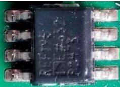Microcircuit, marked REF195