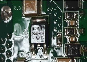 P-channel 60 V (D-S)MOSFET transistor, marked FR5305