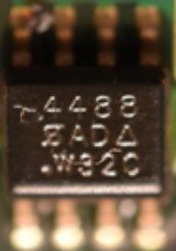 CPU microcircuit with differential outputs, marked 4488 S AD W32C