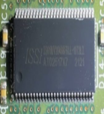 ISSI IS61WV20488FBLL-10T2LI, marked ATO2517X7 2121