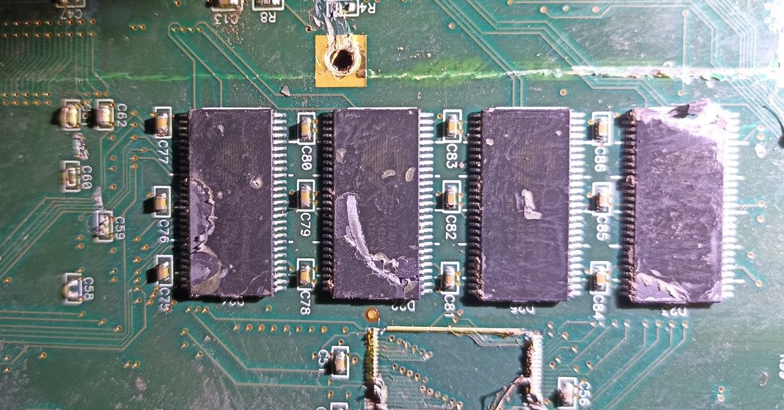 Microcircuits, marked CY7C1069DV33-10ZSXI