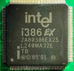 Processor i386, marked INTEL i386 EX JA80386EX25 L240MA32E TB