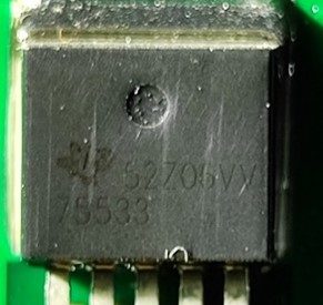 Voltage regulator, marked 75533 52Z05VV