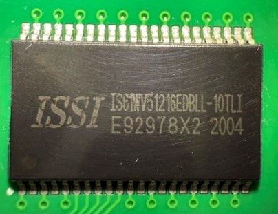 Memory chip, marked IS61WV51216EDBLL-10TLI E92978X2 2004