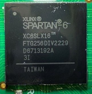 CPLD, marked SPARTAN-6 XC6SLX16 FTG256DIV2229 D6713192A 3I