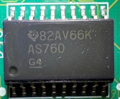 Octal Buffer and Line Driver, marked 82AV66K AS760 G4