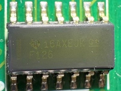 Quadruple Bus Buffer Gates With 3-State Outputs, marked SN74F126 16AXEJK G4 F126