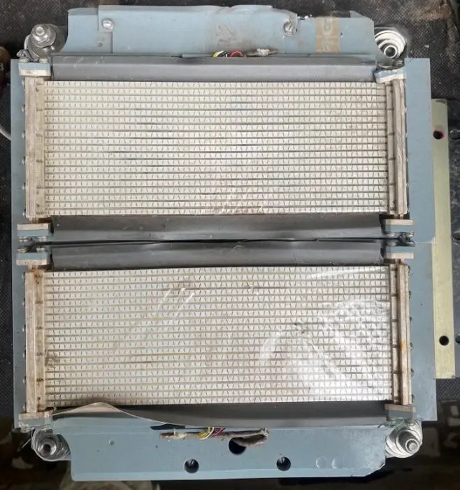 Monoblock-L on-board digital computer for the SINAR doppler speed and wear meter — photo