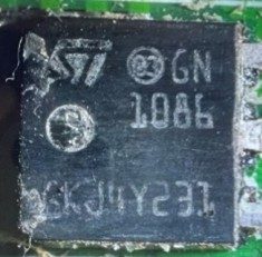 Voltage regulator, marked LD1086 GN 1086 GKJ4Y231