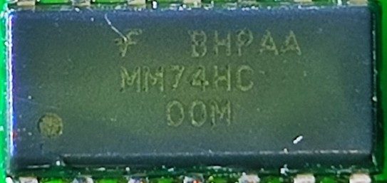 Quad 2-Input NAND Gate — photo