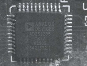 12-Bit R/D Converter with Reference Oscillator — photo