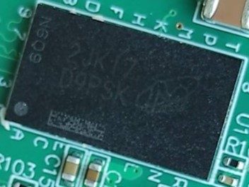 Memory chip, marked 2JK17 D9PSK N6O93