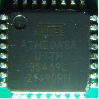 Microcontroller, marked ATMEL ATMEGA8A U-TH 35469L 2149DRH