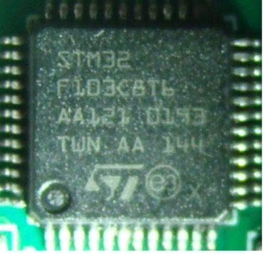 Microcontroller, marked STM32 F103C8T6 AA121 0193 TWN AA 144