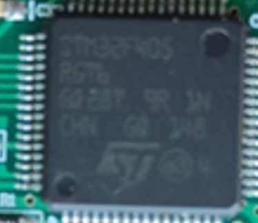 Microcontroller with built-in flash memory, marked STM32F405RGT6